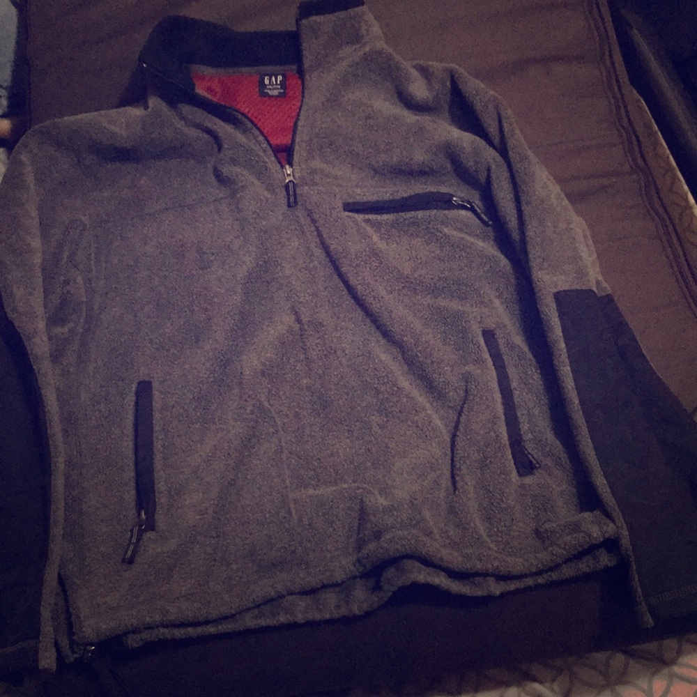GAP Sweater